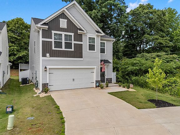 2nd image of 4067 Bromfield Way