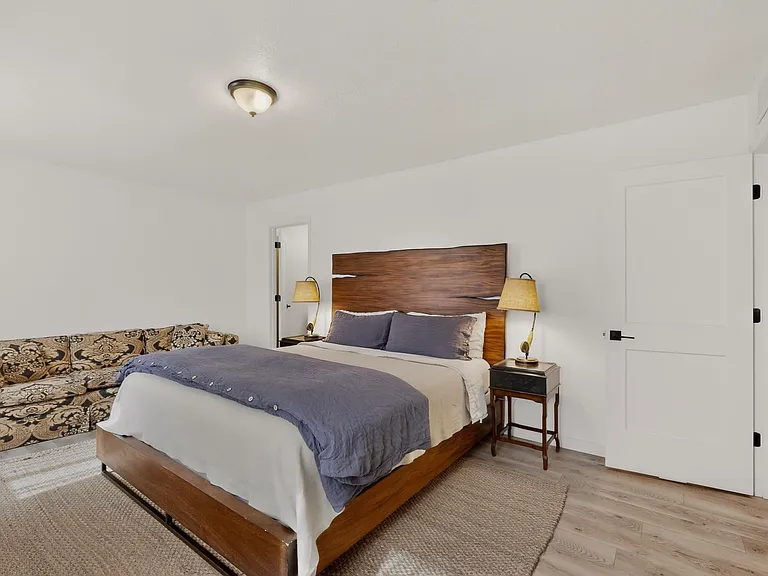 11 Woods End Rd — Photo 14