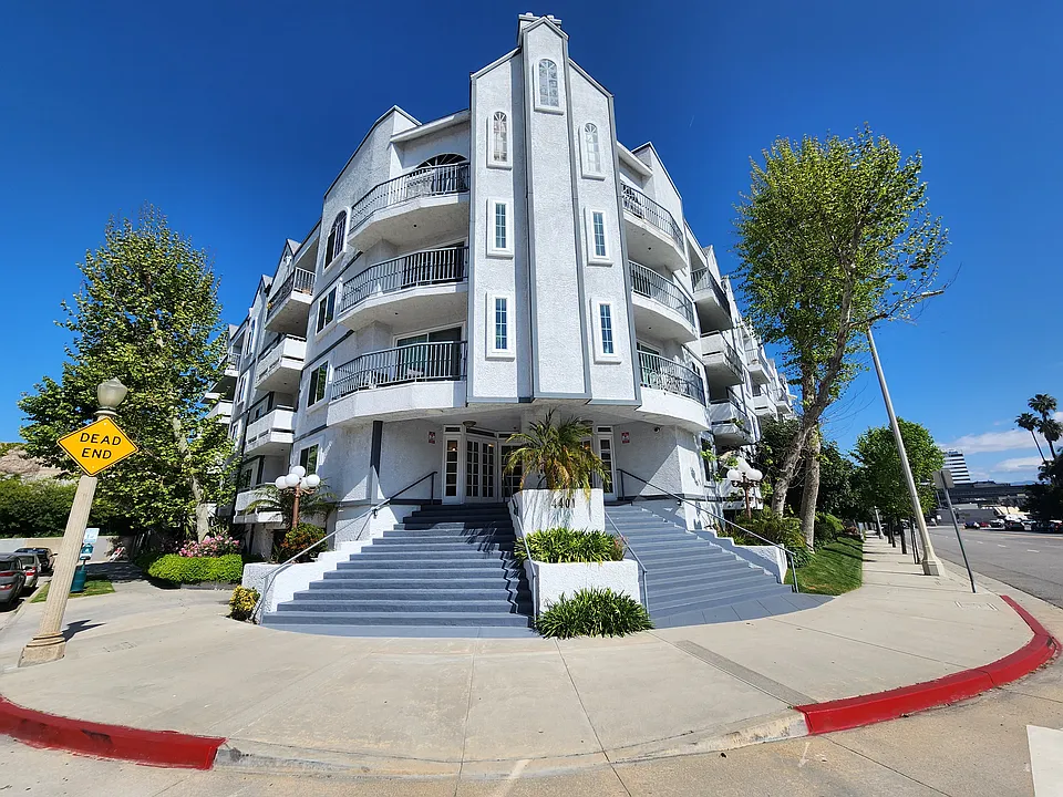 4401 Sepulveda Blvd #111