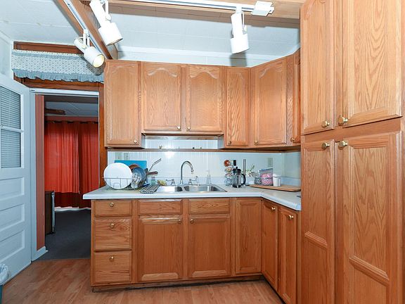 5th image of 2101 N 74th Ct