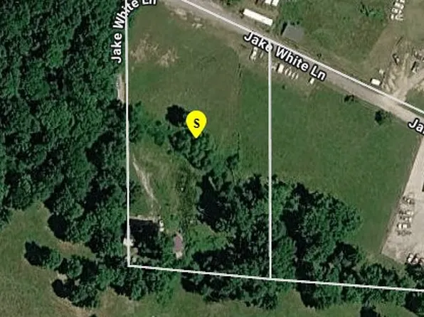 249 Jake White Ln, Decaturville, TN 38329
