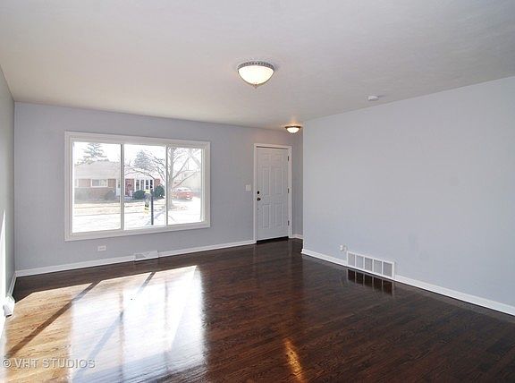 2nd image of 2410 W Martindale Dr