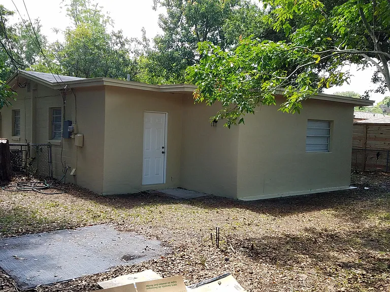 7708 Prato Ave — Photo 23