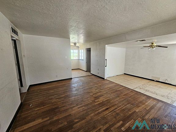 4th image of 1012 Pinon Ln
