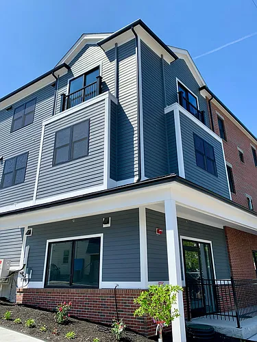 27 Franklin St #201 Photo 1