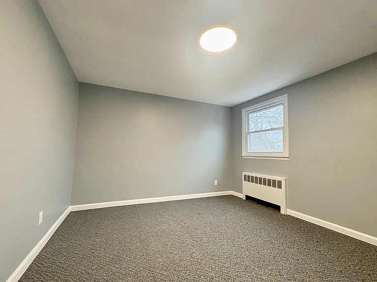 Garfield Pl — Photo 8