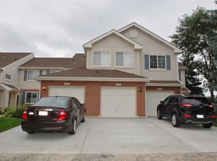 153 Sierra Pass #1, Schaumburg, IL 60194