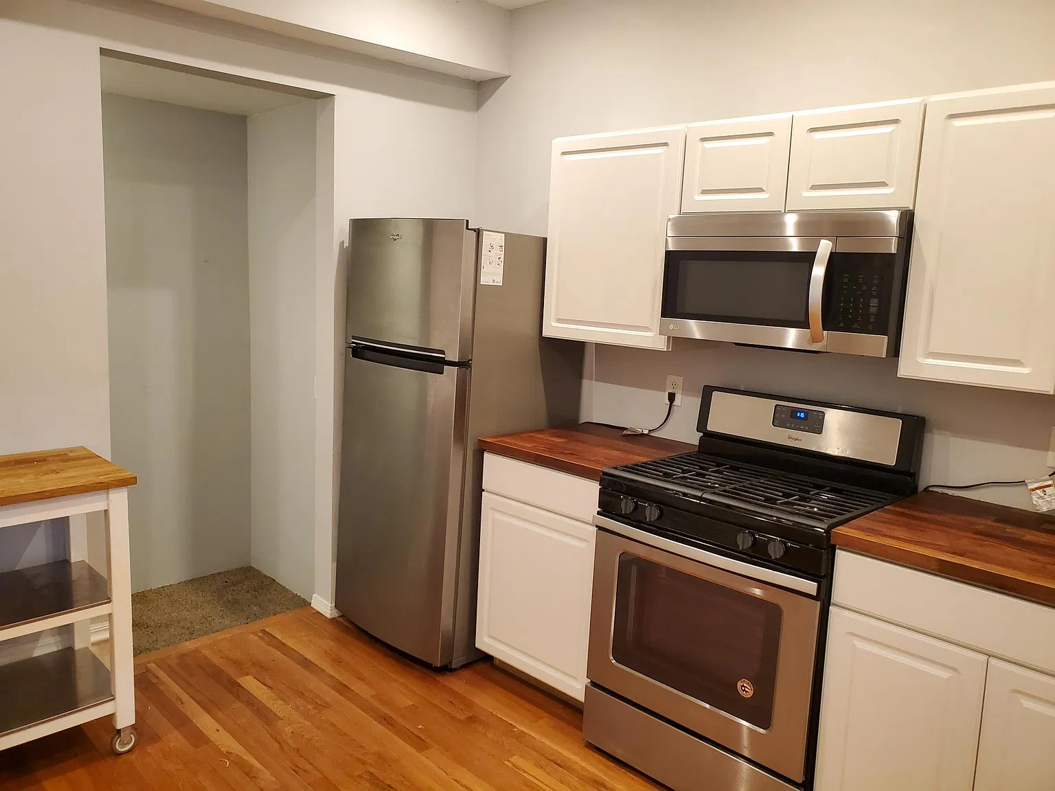4 bed, 2000 sqft, $2,400 — Photo 4