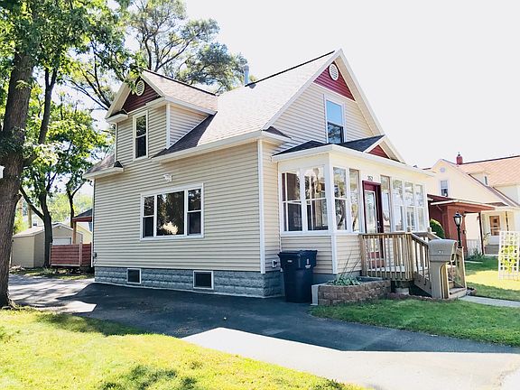 3rd image of 352 W 18th St