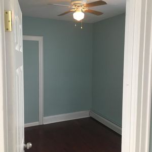 5249 73rd St, Maspeth, NY, 11378