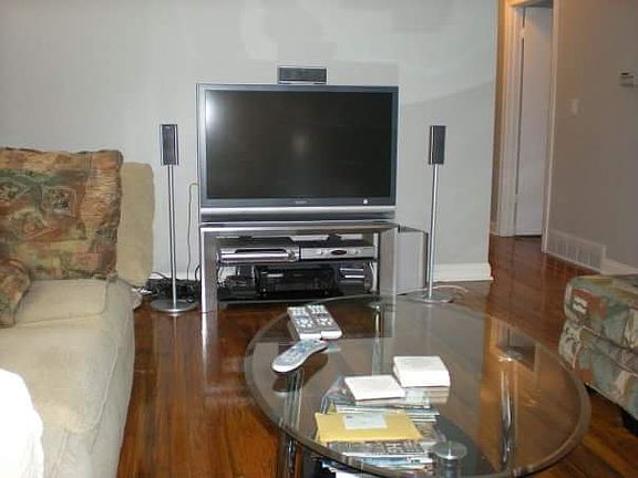 2nd image of 12442 B St