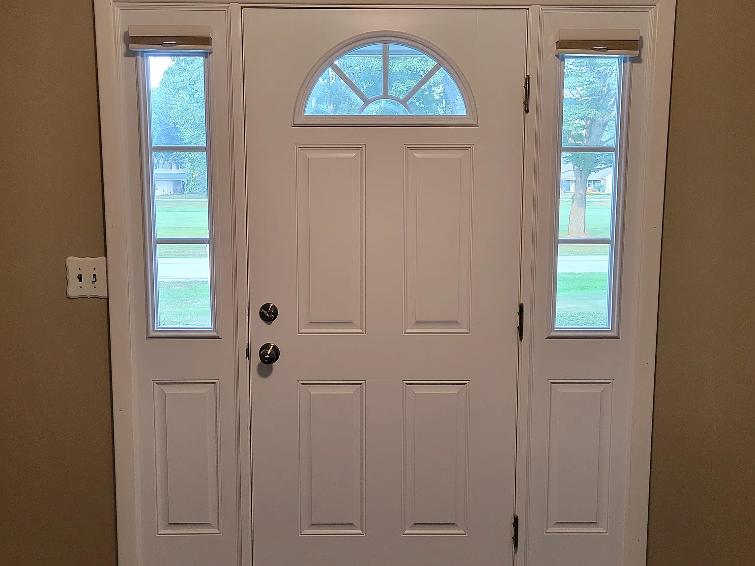 4 bed, 2.5 bath, 2184 sqft, $2,695 — Photo 4