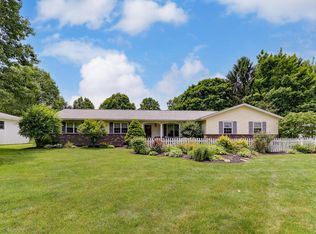 9695 Shalemar Dr, Pickerington, OH 43147