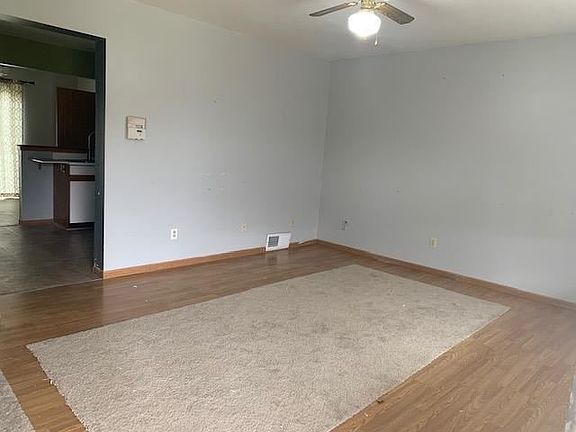 3rd image of 334 & 336 Jasmine Ct
