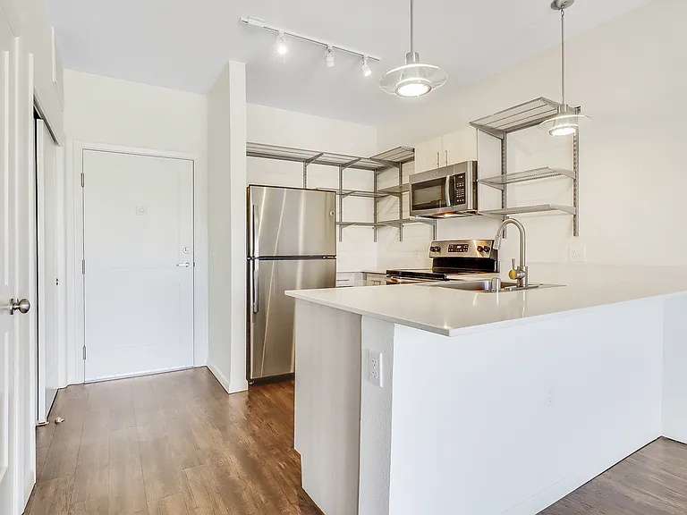 Unit 204 has exact layout as 206 "Rail Runner" (Called "Red River" in virtual tour)