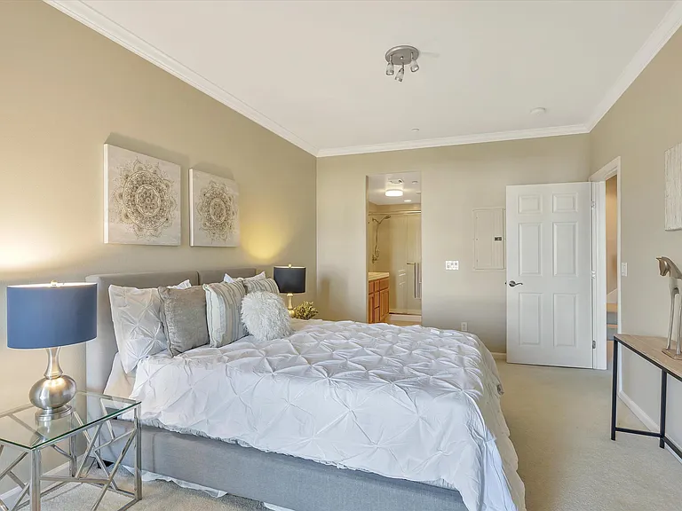 3240 Maguire Way #410 — Photo 124