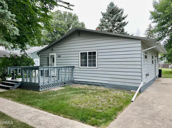 1205 Lenham Ave SE, Cooperstown, ND 58425