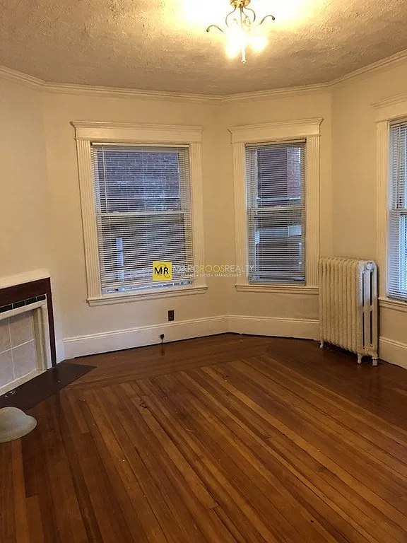 4 bed, 2.0 bath, 1800 sqft, $4,950 — Photo 3