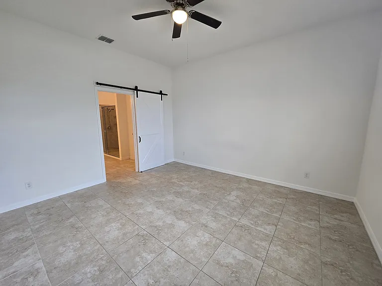 5325 Jubiloso Dr — Photo 9