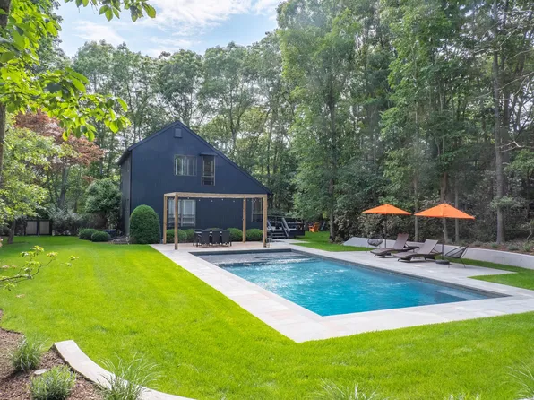 66 Highview Dr, Sag Harbor, NY 11963