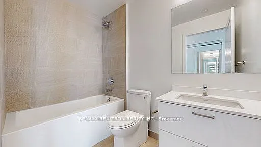 30 Upper Mall Way #A-1903 — Photo 12
