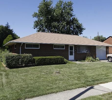 1st image of 6648 Furth Dr