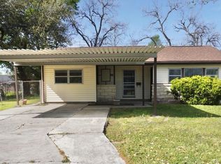 1008 Largo St, Baytown, TX 77520