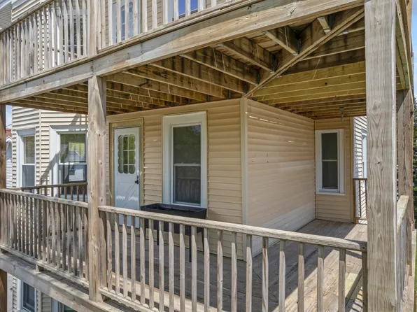 340 Ocean St #1, South Portland, ME 04106