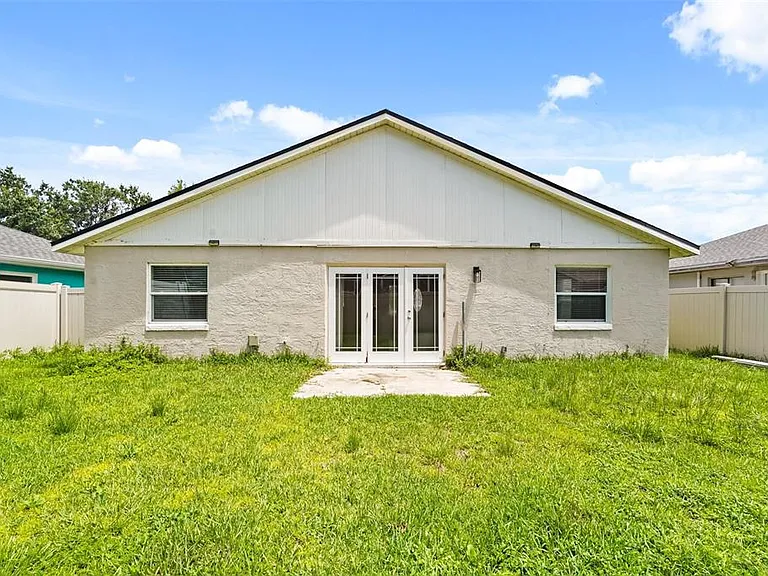 948 Ocala Woods Ln — Photo 22