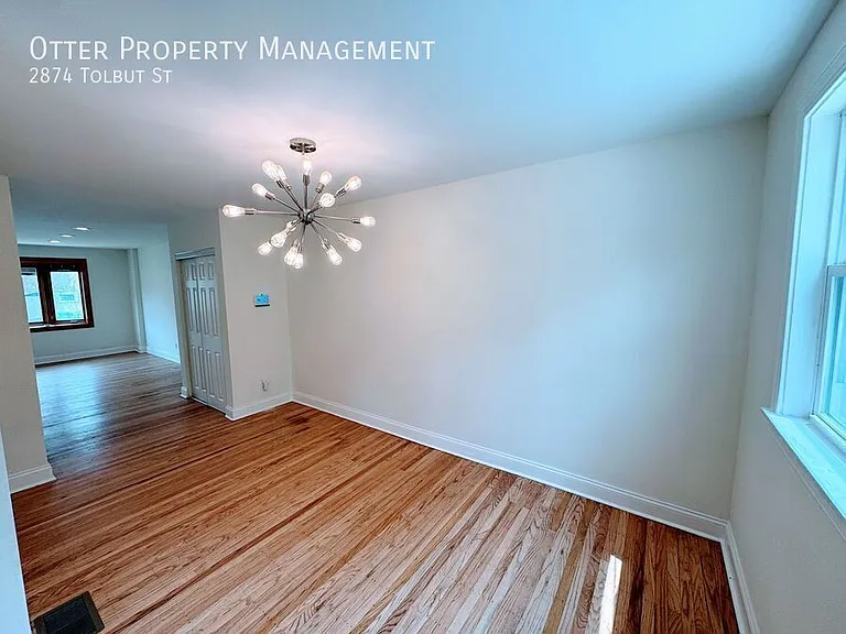 2874 Tolbut St — Photo 30
