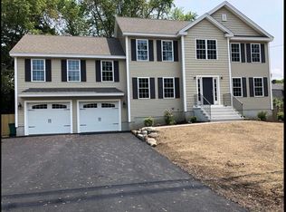 150 Pollard St, Billerica, MA 01821