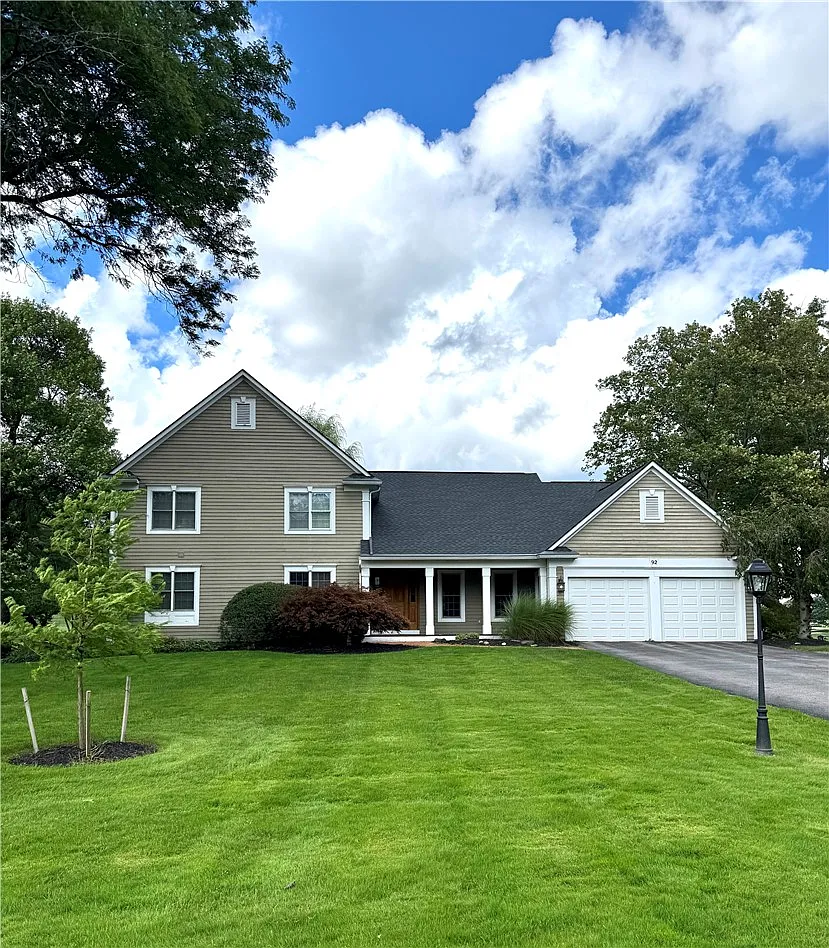 5 bed, 3.5 bath, 3173 sqft, $5,000 — Photo 2