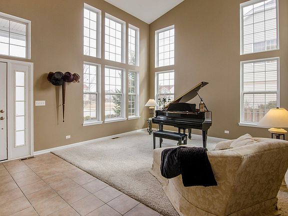 3rd image of 10805 Sawgrass Ln