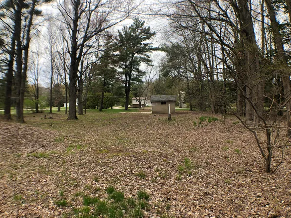 5405 W Rasmussen Rd, Ludington, MI 49431