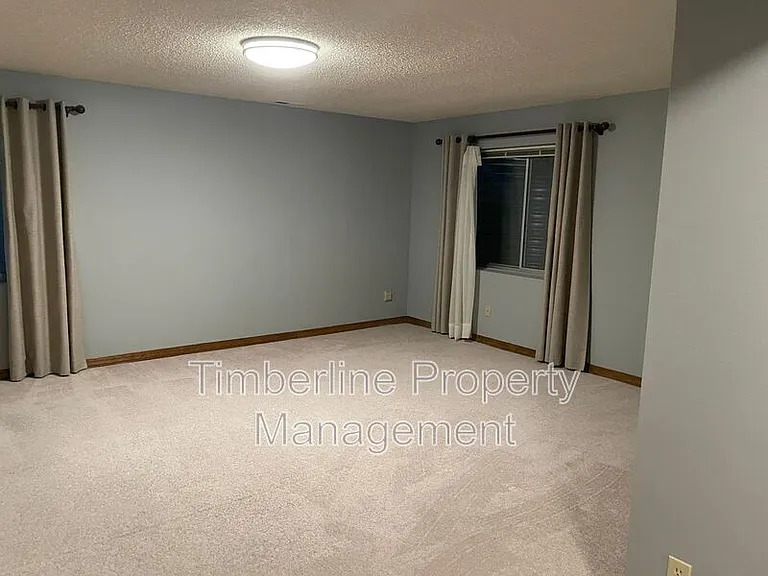8322 Radcliff Dr — Photo 22