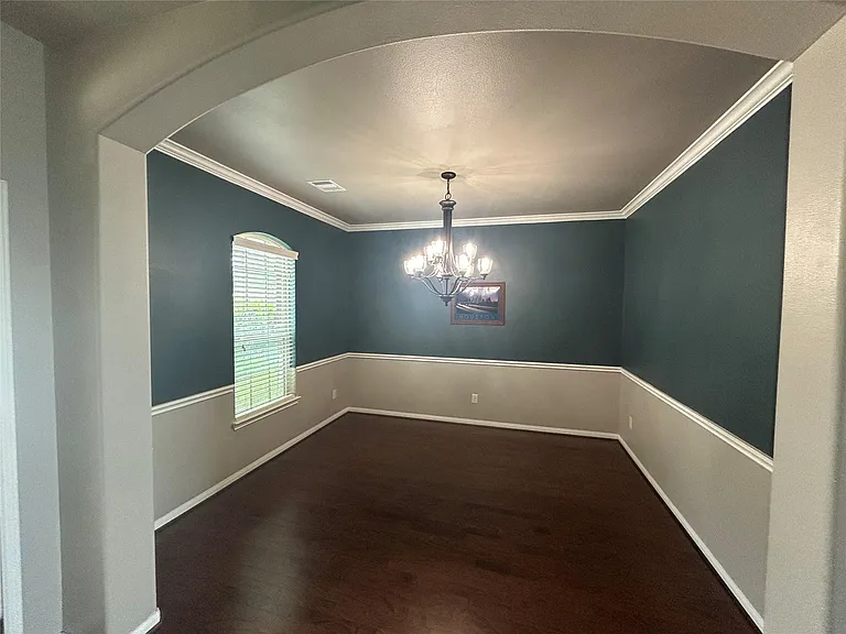 7936 Lake Commons Dr — Photo 6