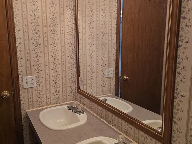 1717 Black Rd — Photo 15