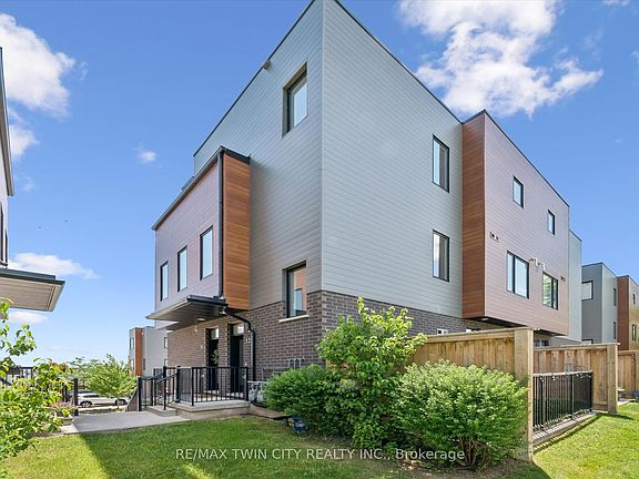 4th image of 54 Bridge St W #12