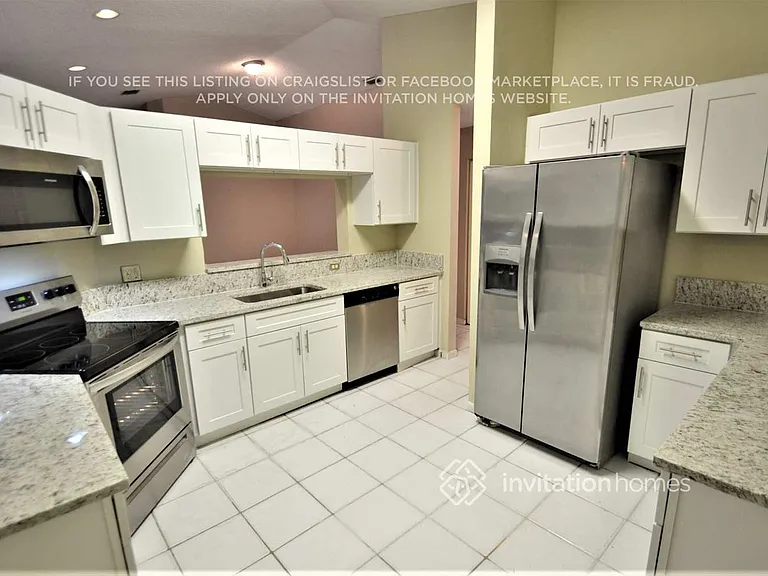 16335 NW 19th St — Photo 5