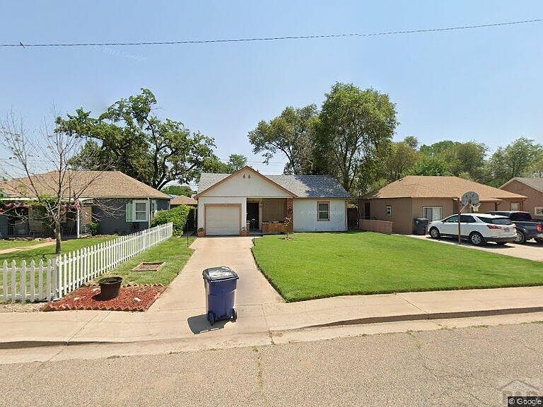 1st image of 630 Acero Ave