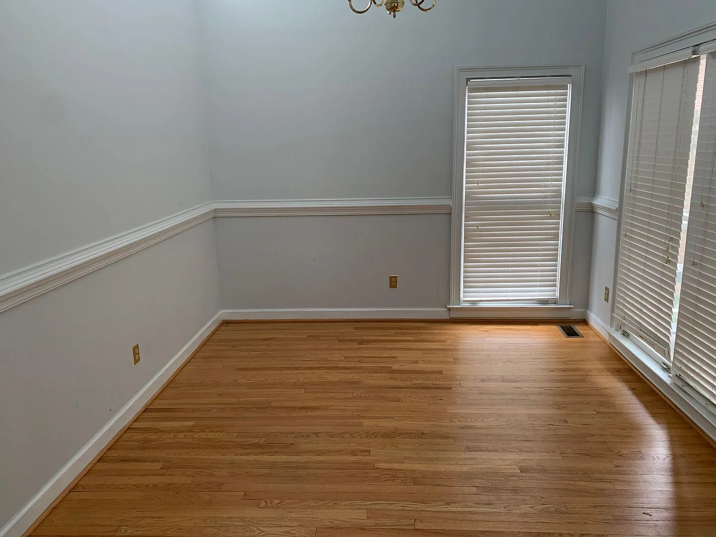 600 Woodrow St — Photo 4