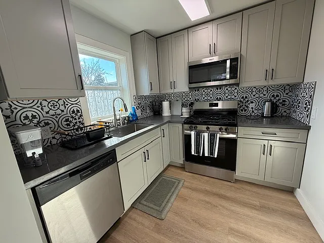 2587 Sheldon Dr #A — Photo 14