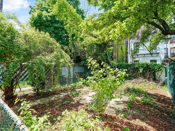 309 Covert Street image 17 of 17