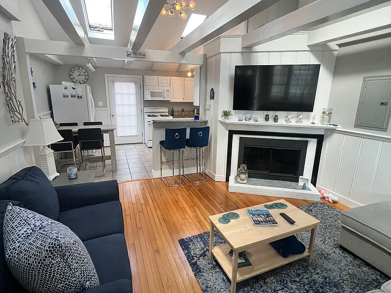 101 Lower County Rd #7A — Photo 13