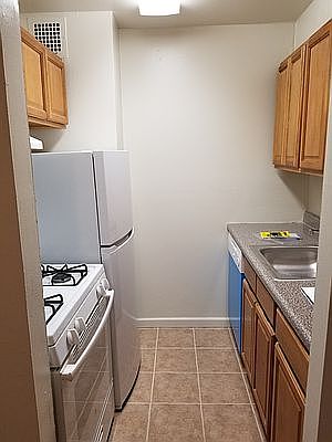 3rd image of 37-14 Parsons Blvd #4