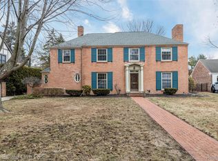 636 Middlesex Rd, Grosse Pointe Park, MI 48230