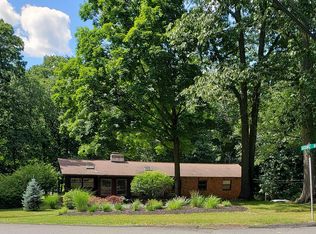 7 Sunset Ter, Suffern, NY 10901