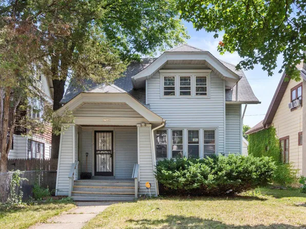 2766 North 40th STREET, Milwaukee, WI 53210