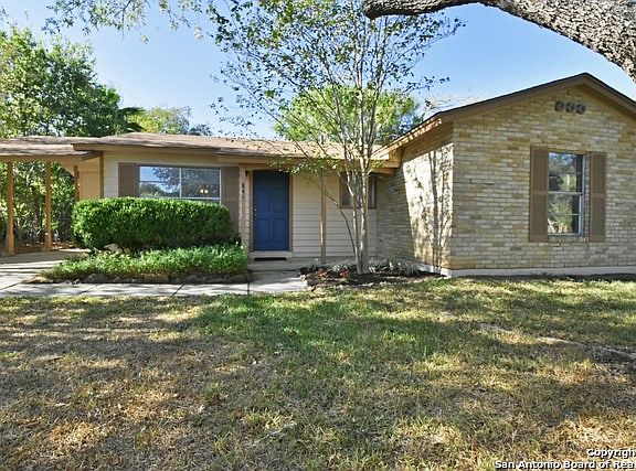 2nd image of 841 Stonegate Dr