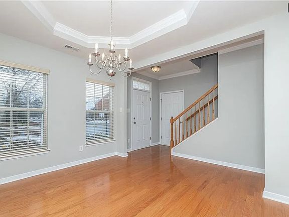 5th image of 7001 Aspen View Dr
